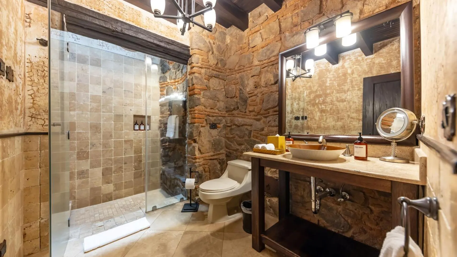 אנטיגואה גואטמלה El Convento Boutique Hotel 5*, אנטיגואה גואטמלה הונדורס